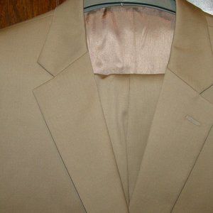 Men, Tan 2 button Wool suit, 48R, waist 42.5